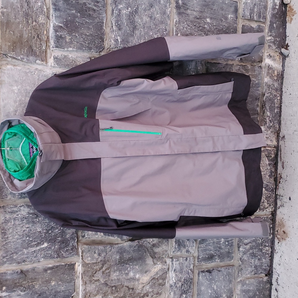 Patagonia Green, Black and Gray 3-in-1 Snowshot Jacket Men's XL